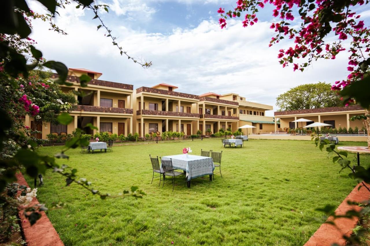 Hotel Rajbagh By Aaryam Sawai Madhopur Exterior foto